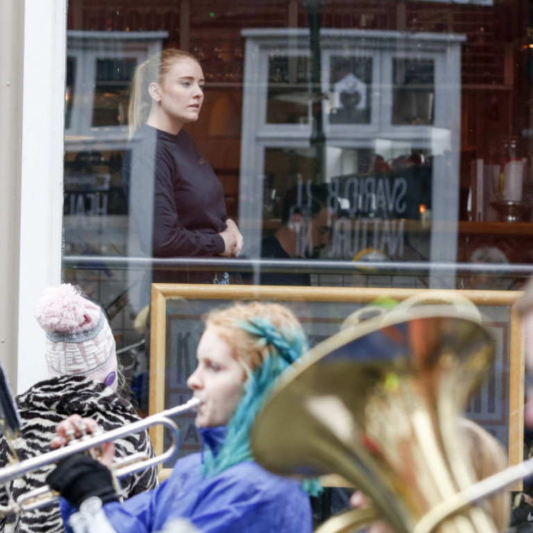 Gengið var niður Laugaveginn og þaðan á Ingólfstorg