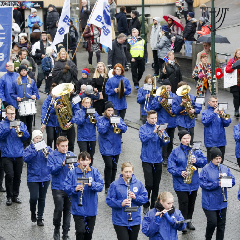 Gengið var niður Laugaveginn og þaðan á Ingólfstorg