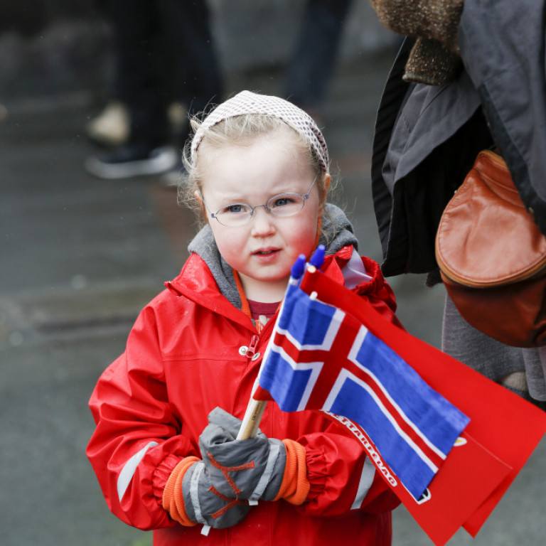 Ungir sem aldnir tóku þátt í kröfugöngunni