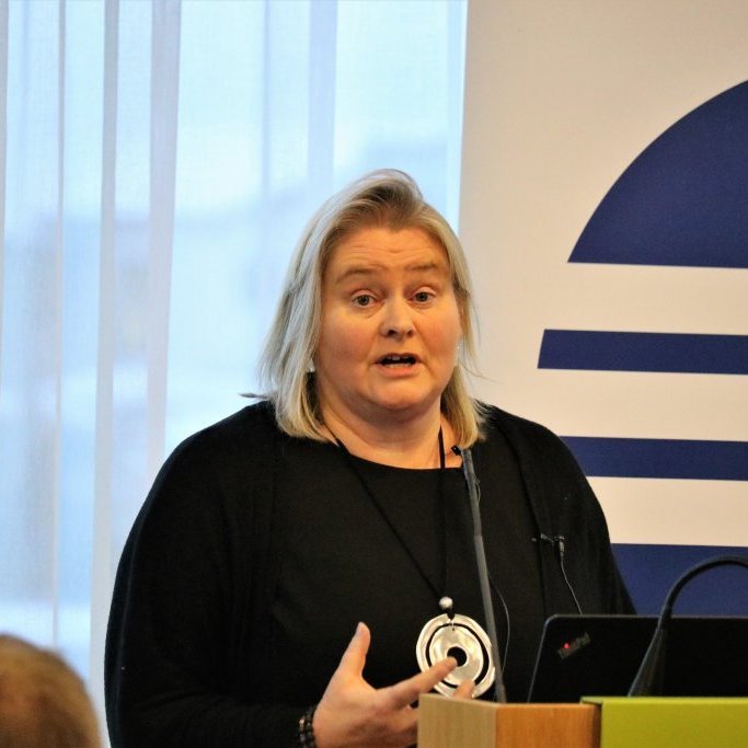 Ingibjörg Jónsdóttir prófessor fjallaði um rannsóknir sínar á kulnun.