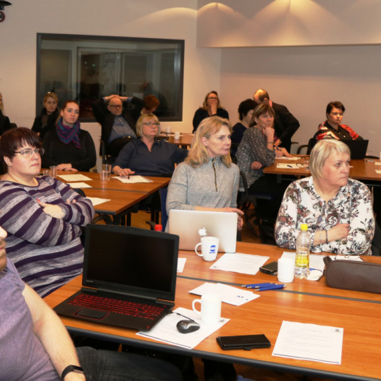 Góður hópur fólks hlýddi á fyrirlestra og tók þátt í umræðum á menntadegi BSRB.