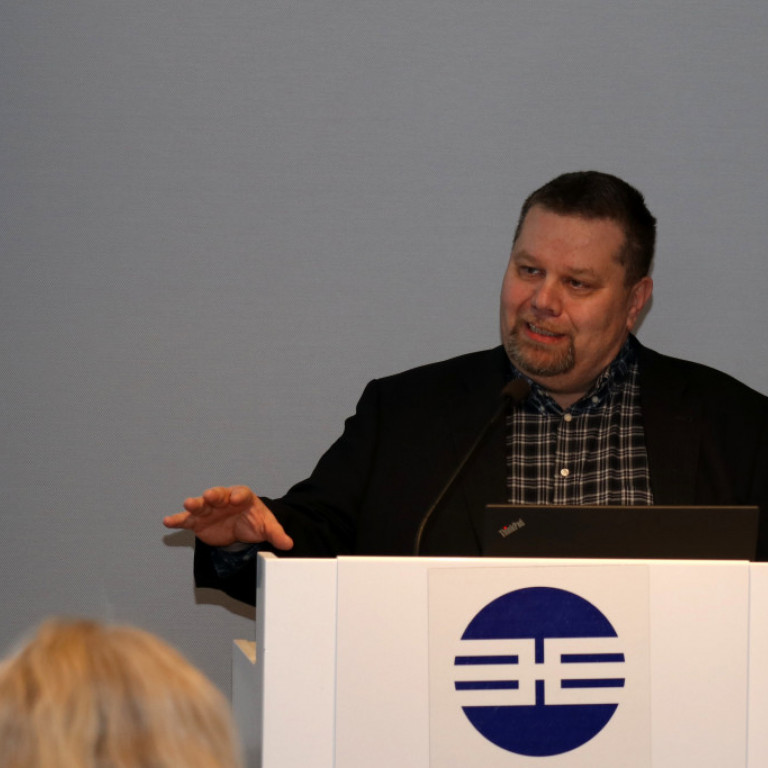 Haukur Harðarson frá Fræðslumiðstöð atvinnulífsins fjallaði um raunfærnimat.