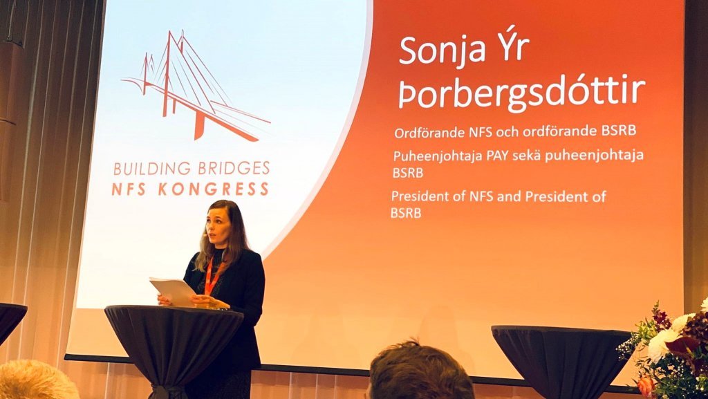 Sonja Ýr Þorbergsdóttir, formaður BSRB og stjórnarformaður NFS, setti þing NFS í Malmö.