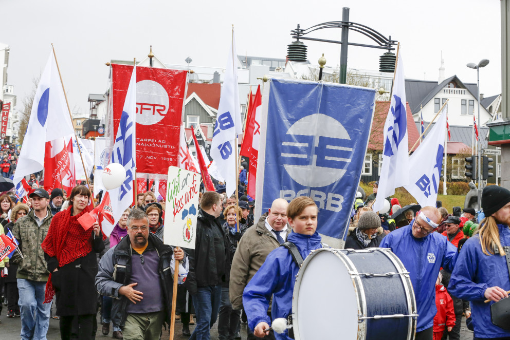 Farnar verða kröfugöngur og haldnir baráttufundir víða um land.