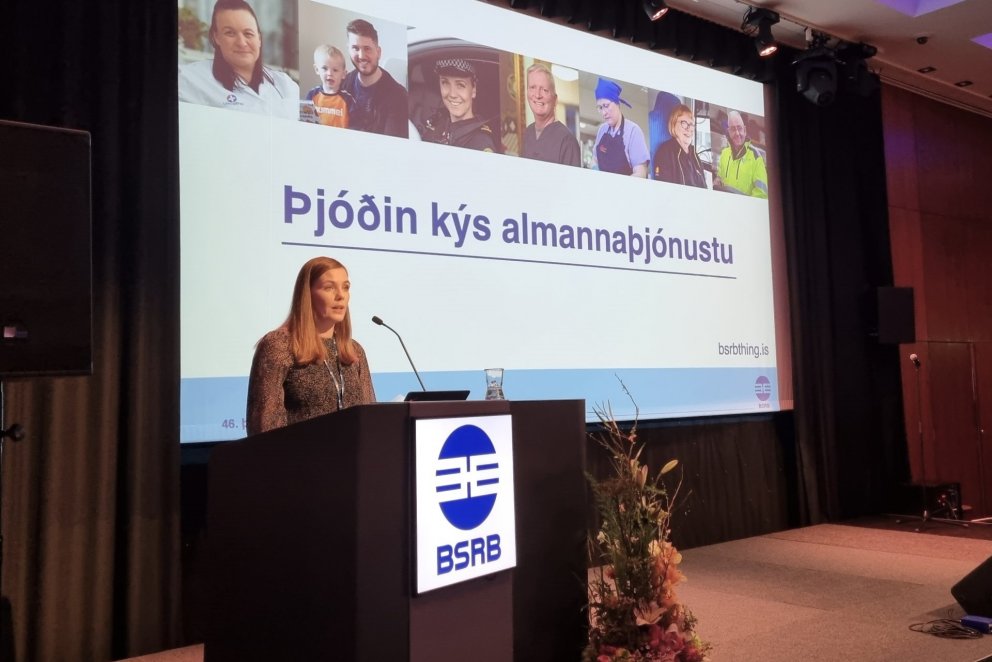 Sonja Ýr Þorbergsdóttir, formaður BSRB, setti framhald 46. þings bandalagsins í morgun.