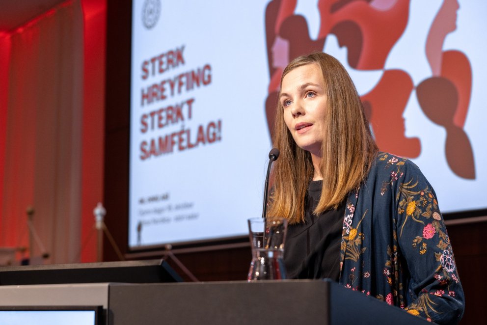 Sonja Ýr Þorbergsdóttir ávarpar 46. þing BSRB