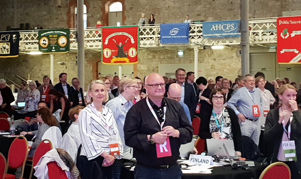 Mikill fjöldi þingfulltrúa hefur rætt mál sem varða opinbera starfsmenn í Evrópu á 10. þingi EPSU.