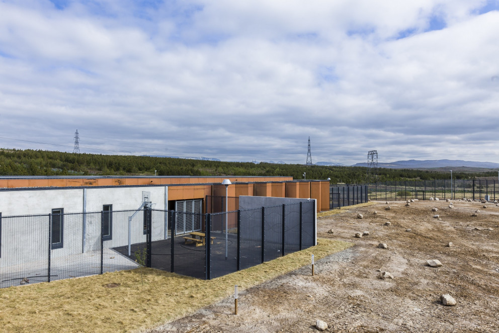 Nýtt fangelsi á Hólmsheiði er ekki nýtt sem skildi þar sem ekki fæst fé til rekstrarins. (Mynd/Fjárs…