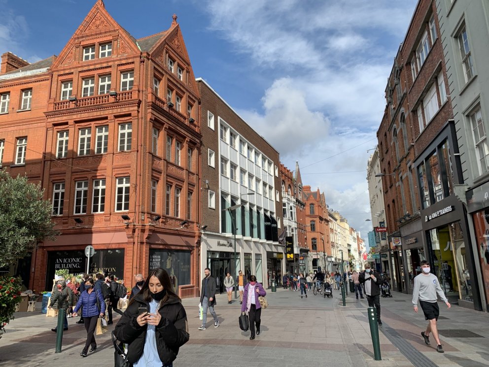 Bætt verður við almennum frídegi á Írlandi í ár til að heiðra starfsfólk fyrir framlög þess í heimsf…