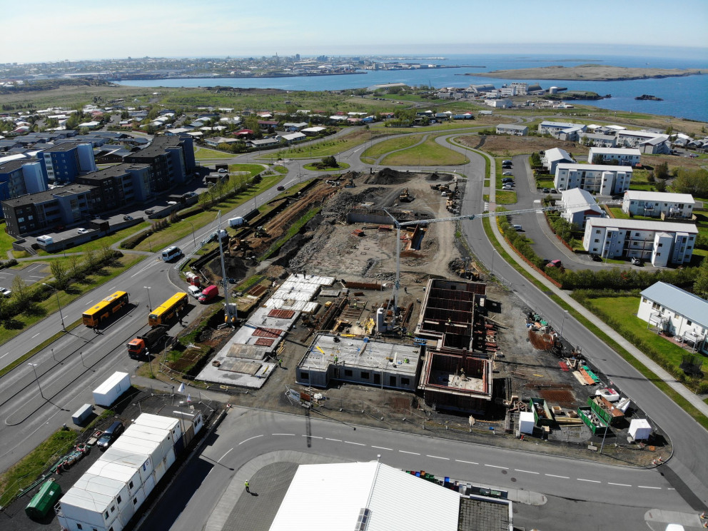 Uppbygging við Móaveg í Spönginni í Grafarvogi gengur vel.