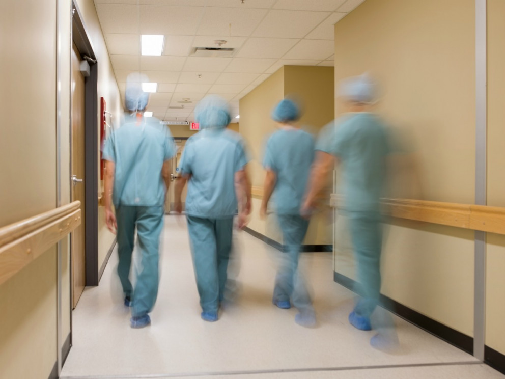 Stjórnvöld standist þrýsting um að einkavæða