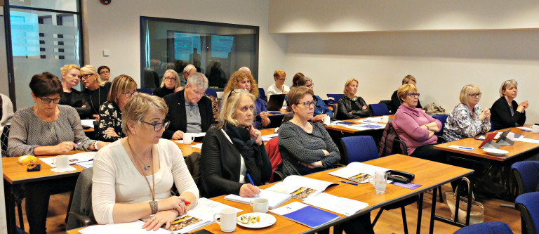 Aðalfundur BSRB segir það skýra kröfu að staðið verði við samkomulag um lífeyrismál sem gert var við…