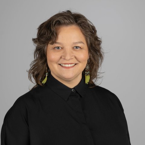 Sí­menntun er nauð­syn – ekki lúxus