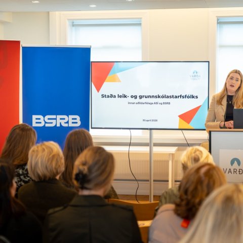 Kristín Heba Gísladóttir, framkvæmdastjóri Vörðu kynnir niðurstöður skýrslunnar