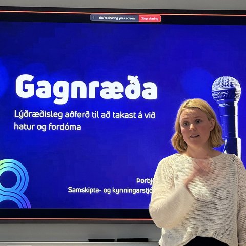 Þorbjörg Þorvaldsdóttir, samskipta- og kynningarstjóri Samtakanna 78 sá um fræðsluna