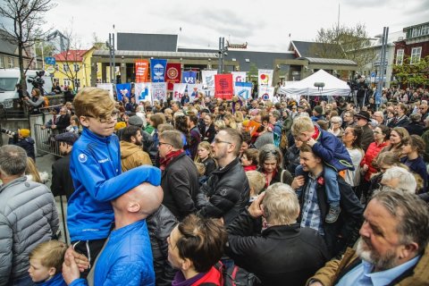 Kjör tímavinnustarfsfólks eru almennt lakari en annars starfsfólks ríkis og sveitarfélaga.