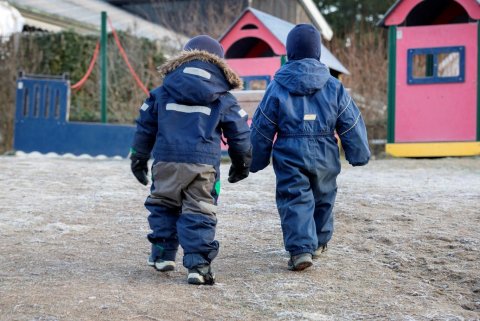 Fæst sveitarfélög tryggja leikskólapláss fyrir 12 mánaða börn