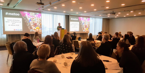 Þórunn Sveinbjarnardóttir, formaður BHM, hélt stutt erindi í upphafi fundar til að koma umræðum af s…