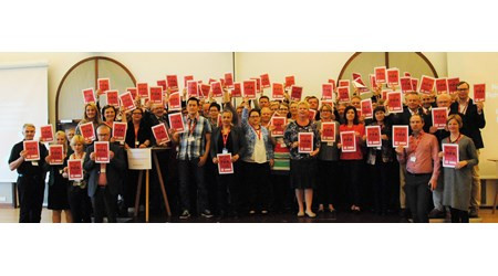 NFS gefur FIFA rauða spjaldið