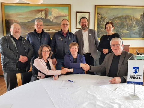 Viljayfirlýsing um lóðarafhendingu á Selfossi var handsöluð af fulltrúum Bjargs og forsvarsmönnum Ár…